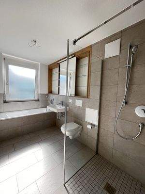 20231002_095324116_iOS