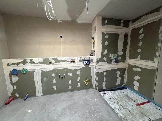 Wohnung 11 aktueller Bauzustand Bad 