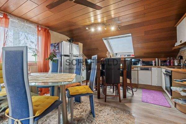 Essen-Kochen-Dachgeschoss