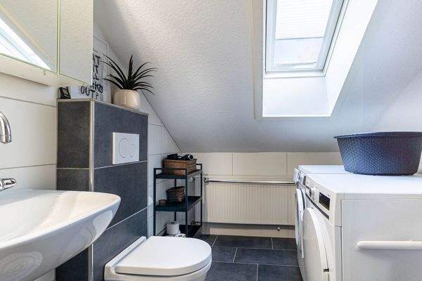 Dachgeschoss Badezimmer
