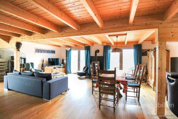 Wohnbereich im Loft Charakter