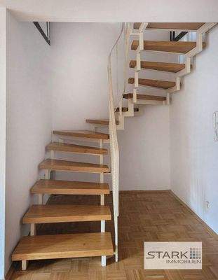 zu den Schlafräumen.jpg