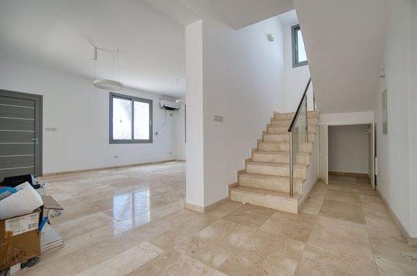 Wohnzimmer Treppenhaus 