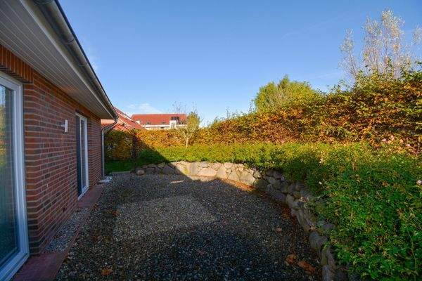 Terrasse an den Schlafzimmern