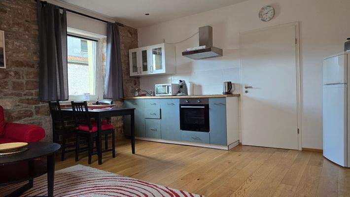 2 Zimmer Apartment im DG