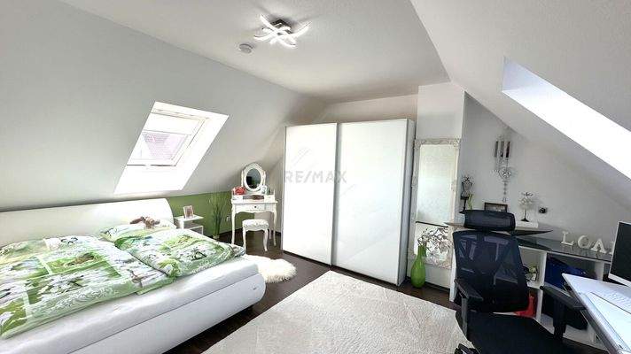 Schlafzimmer im Dachgeschoss