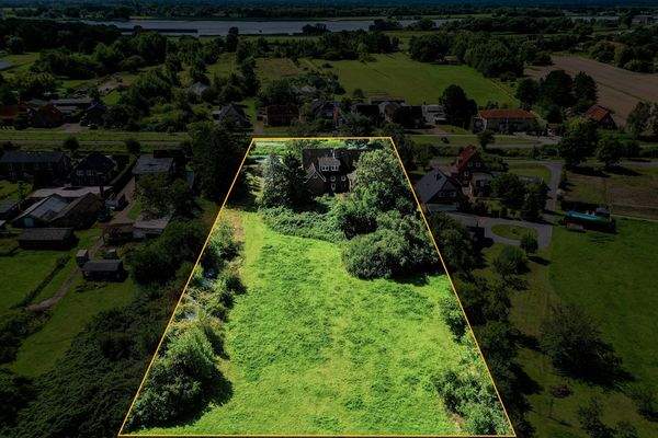 Großes_Mehrfamilienhaus_Bergedorf_Drohne-4