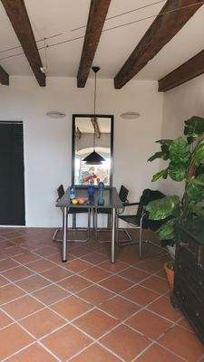 Wohnzimmer vom Balkon aus.jpg