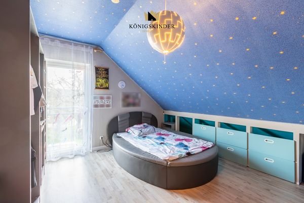 Kinderzimmer 2 links im OG