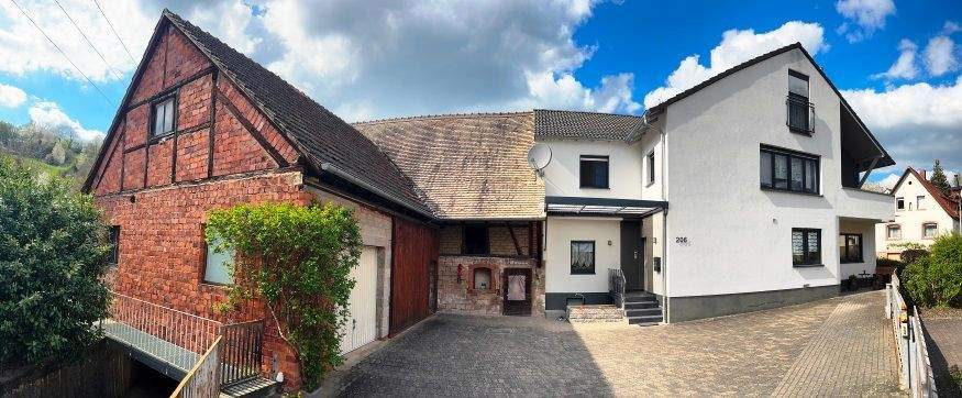 Alles im Blick Wohnhaus Scheunen und Hof