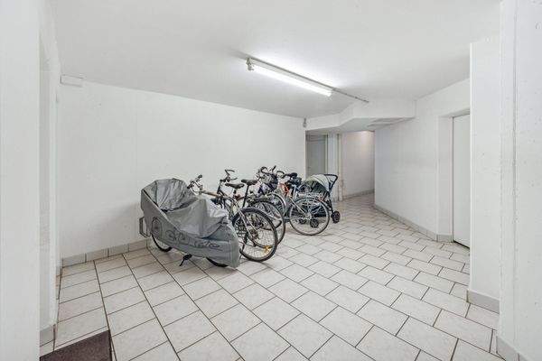 47845-005_Fahrradabstellplätze