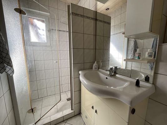 Badezimmer EG