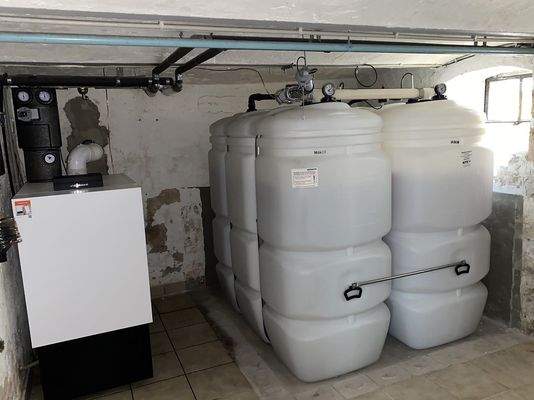 Heizung mit Tanks neu.JPEG