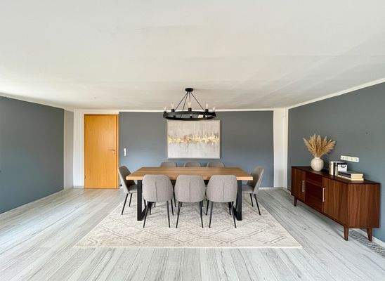 OG Esszimmer mit Modernisierungsbeispiel