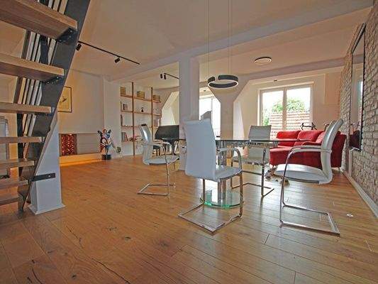 Wohn- und Essbereich
