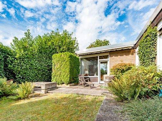 geschützter Terrassenbereich 