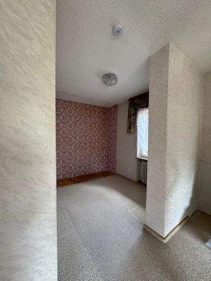 Schlafzimmer und Ankleide EG