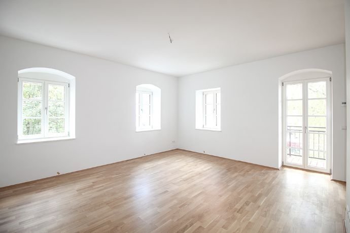 * ERSTBEZUG *4 ZIMMER * WOHNUNG * TRAUMBAD * 2 Balkone *Fußbodenheizung *