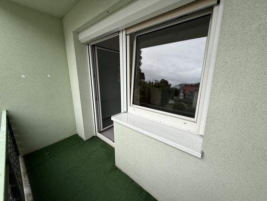 20250912_083421518_iOS