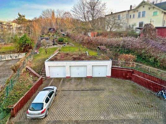 Blick in den Innenhof vom Balkon