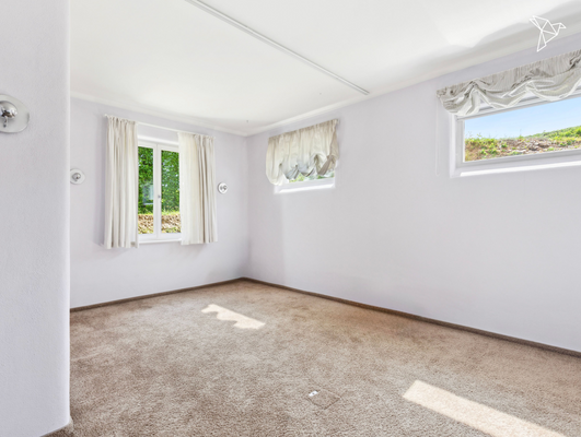 Büro / Behandlungsraum (EG)