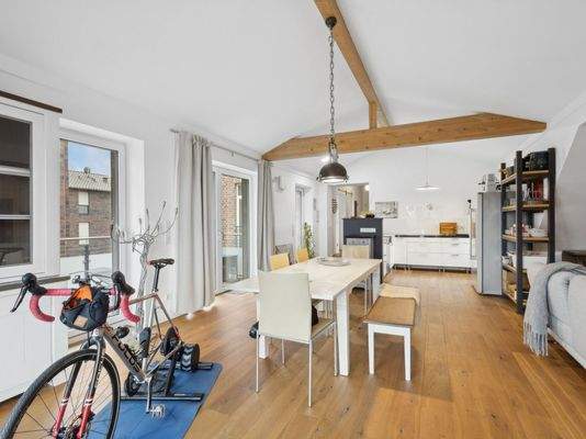 Essbereich und Küche