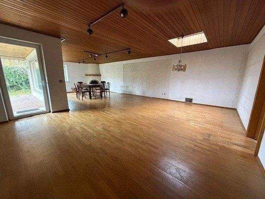 Ess und Wohnzimmer.jpg