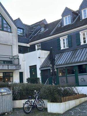 Aussenansicht hinten mit Terrasse