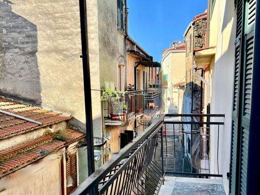 PE 804_14 TERRA ITALIA IMMOBILIEN_LIGURIEN_PERINAL