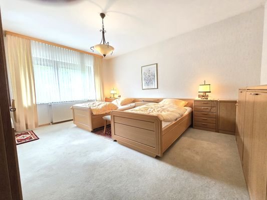 EG Schlafzimmer