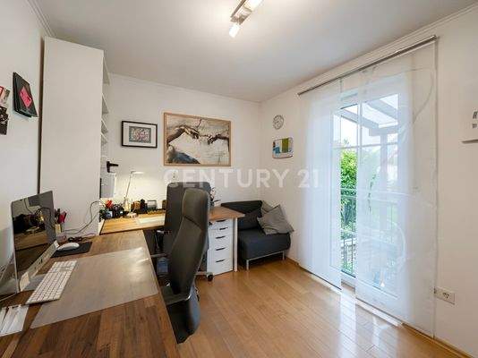 Arbeitszimmer (Ebene 1)