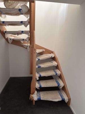 Treppe zur WE