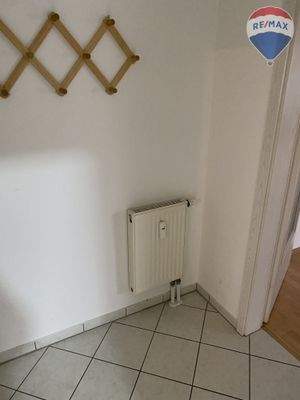 Flur mit Heizkörper