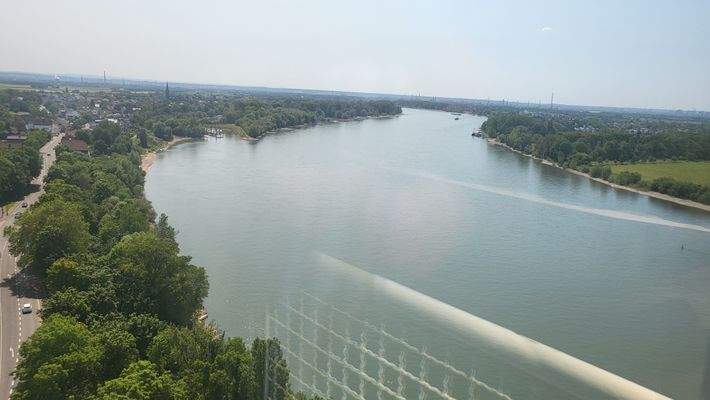 Wohnung direkt am Rhein