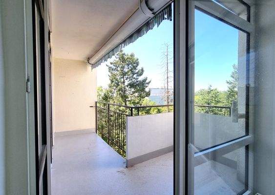 Balkon Schlafzimmer 1 und Küche