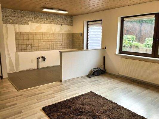 Küche und Wohnzimmer ELW