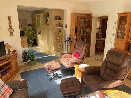 Wohnzimmer und Arbeitszimmer