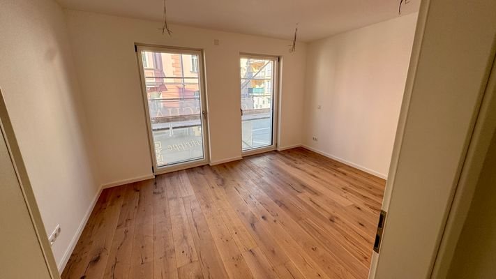 Kinder-/Bürozimmer
