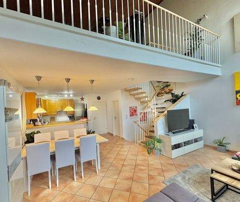 Wohnbereich - Blick auf die Galerie-Ebene (2)