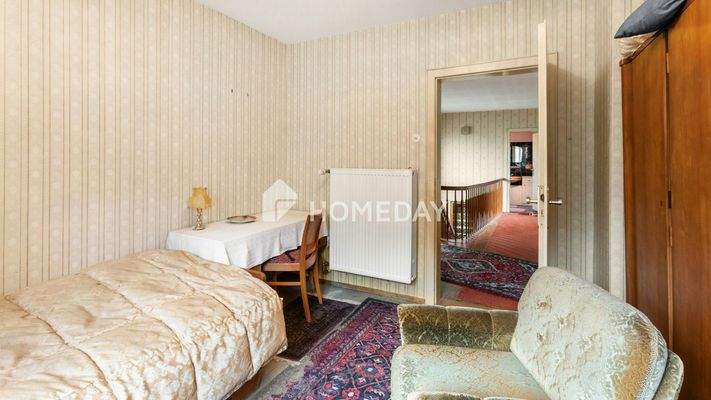 1. OG Schlafzimmer 2 2