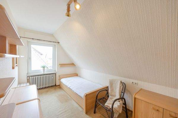 Schlafzimmer 1 im OG.