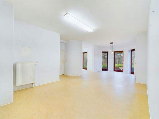 Wohn- und Essbereich EG