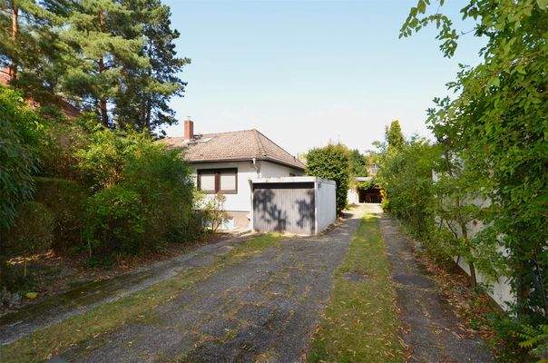 Außenansicht Garage