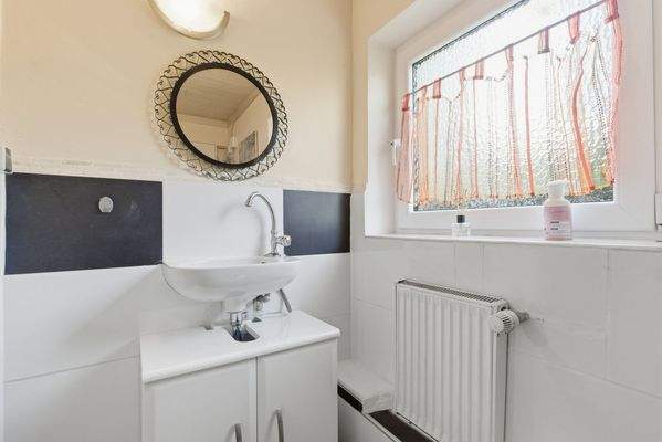 Badezimmer Kellergeschoss