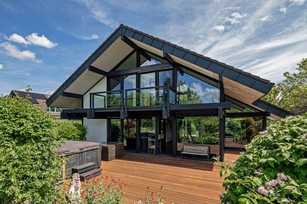 Ihre großzügige Terrasse im EG