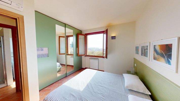 EB-035-432-Appartamento-in-residence-con-piscina-a