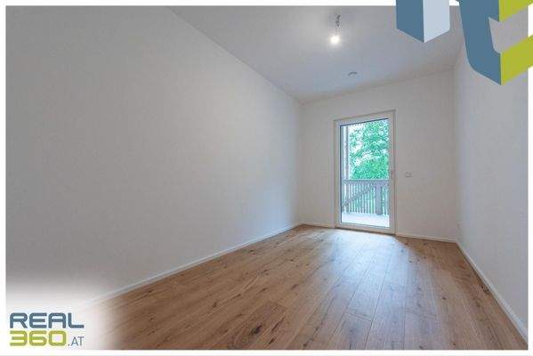 Schlafzimmer mit Loggia