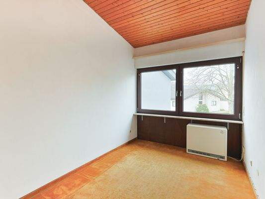 Kinderzimmer mit hohen Decken