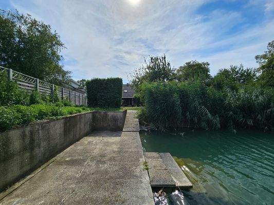 Steg-Terrasse Wasser 2