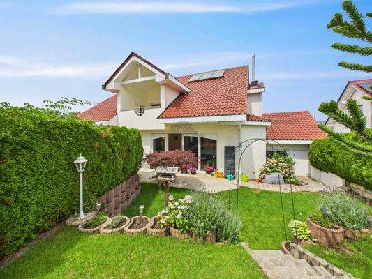 Wunderschöne Gartenfläche